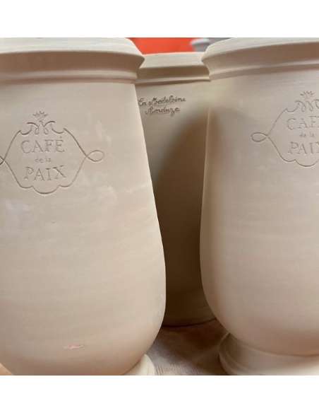Gravure sur vase